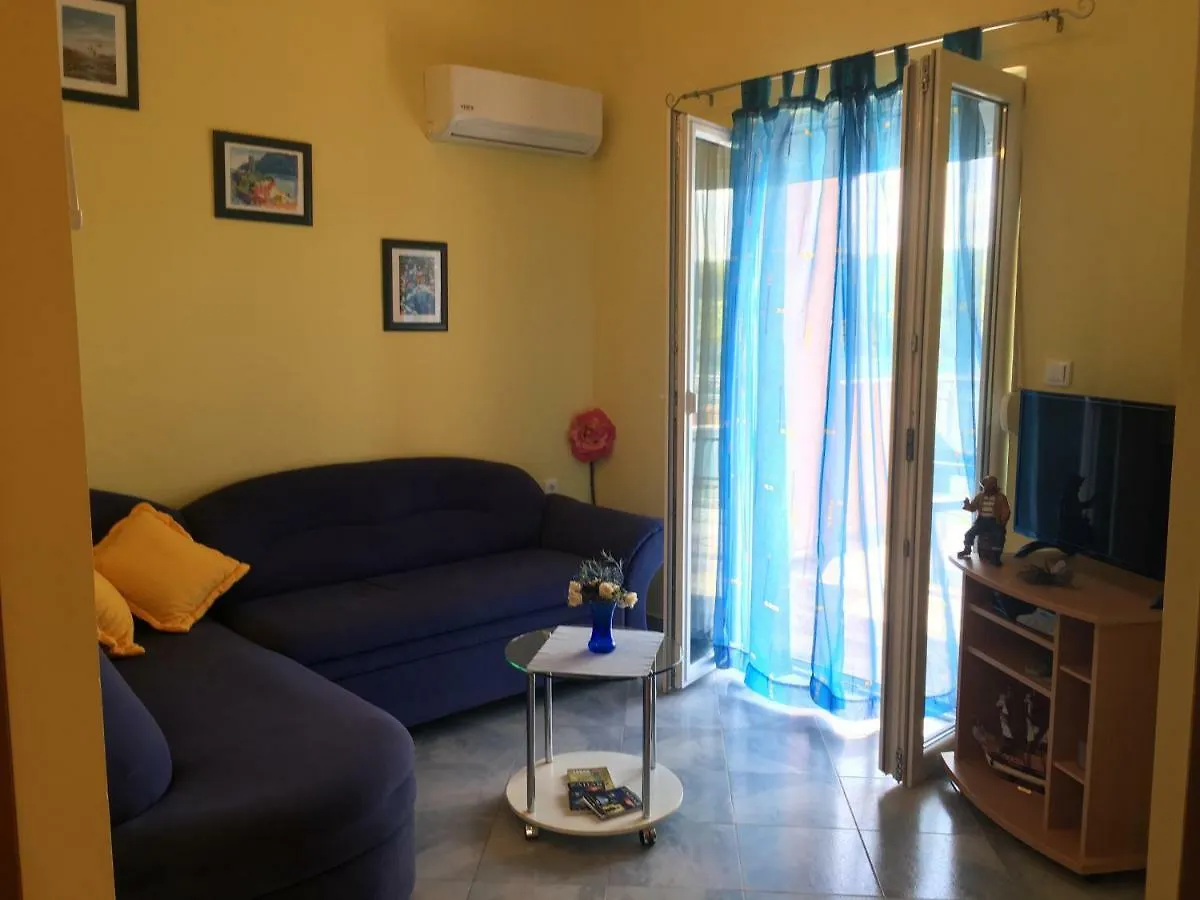 Dama Apartment Obrovac 0*,