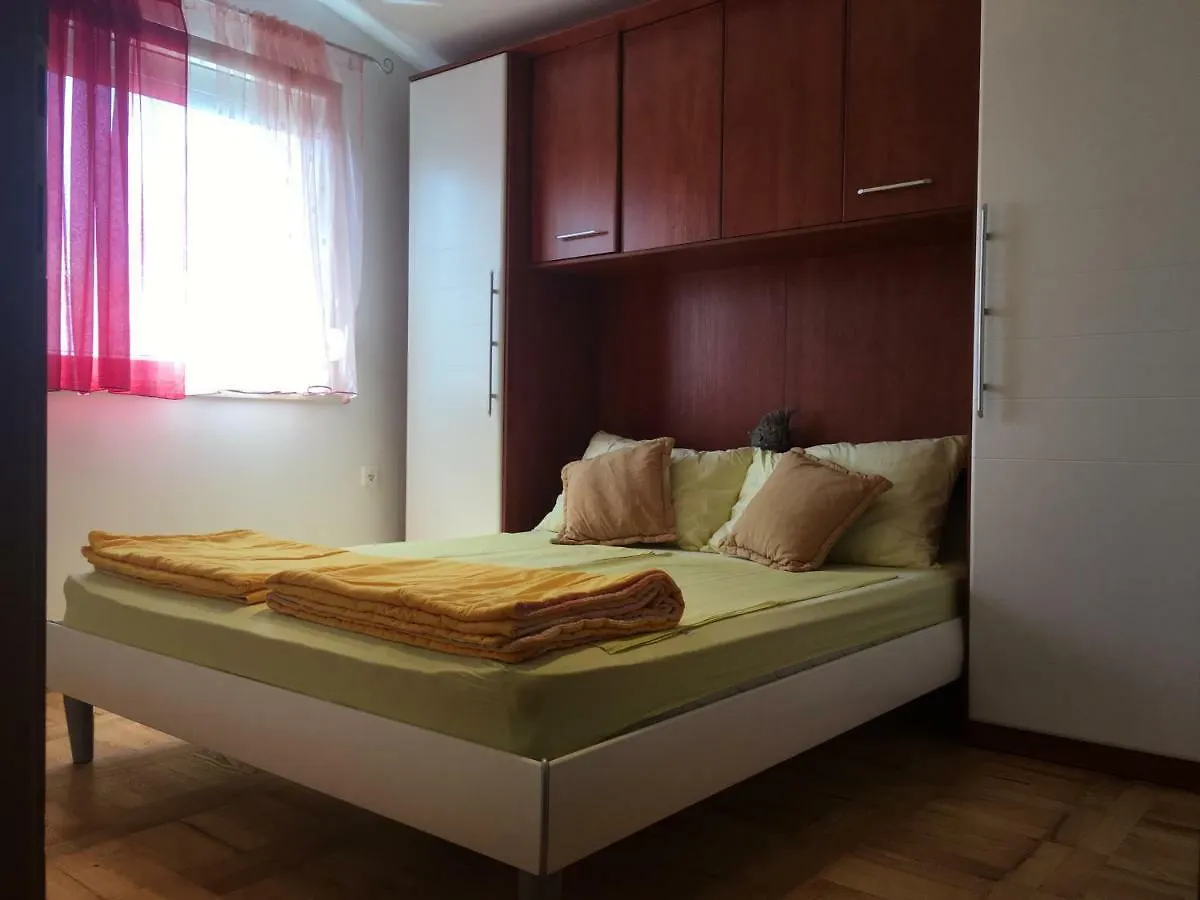 Dama Apartment Obrovac