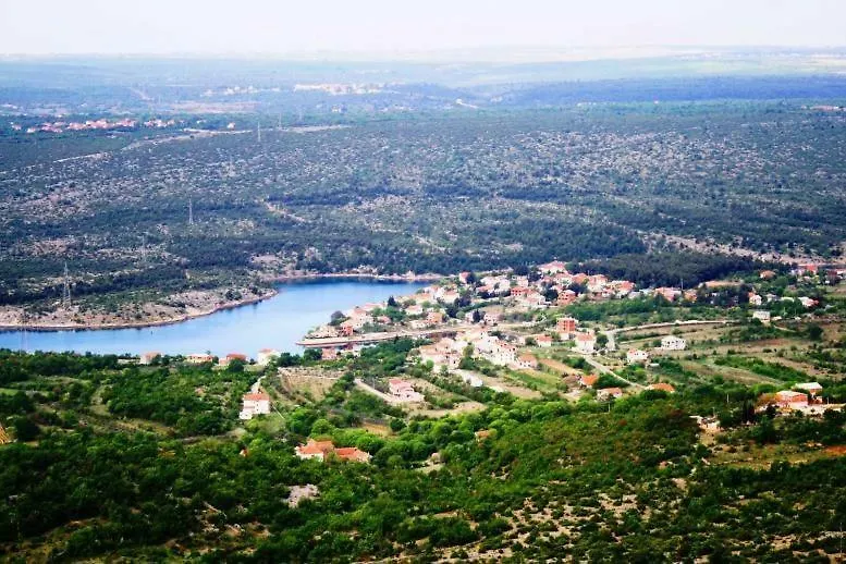 Dama Apartment Obrovac