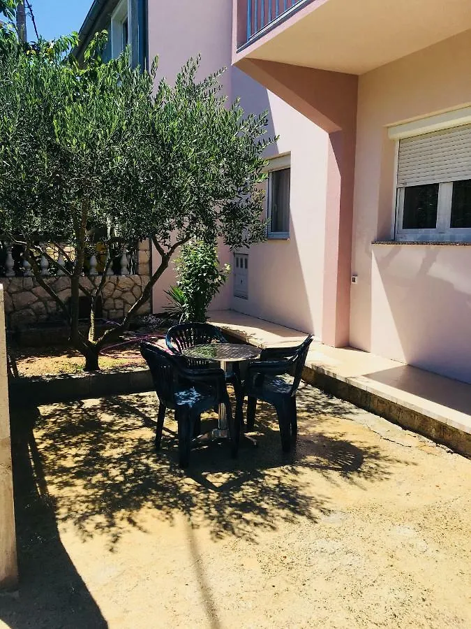 Dama Apartment Obrovac Croatia