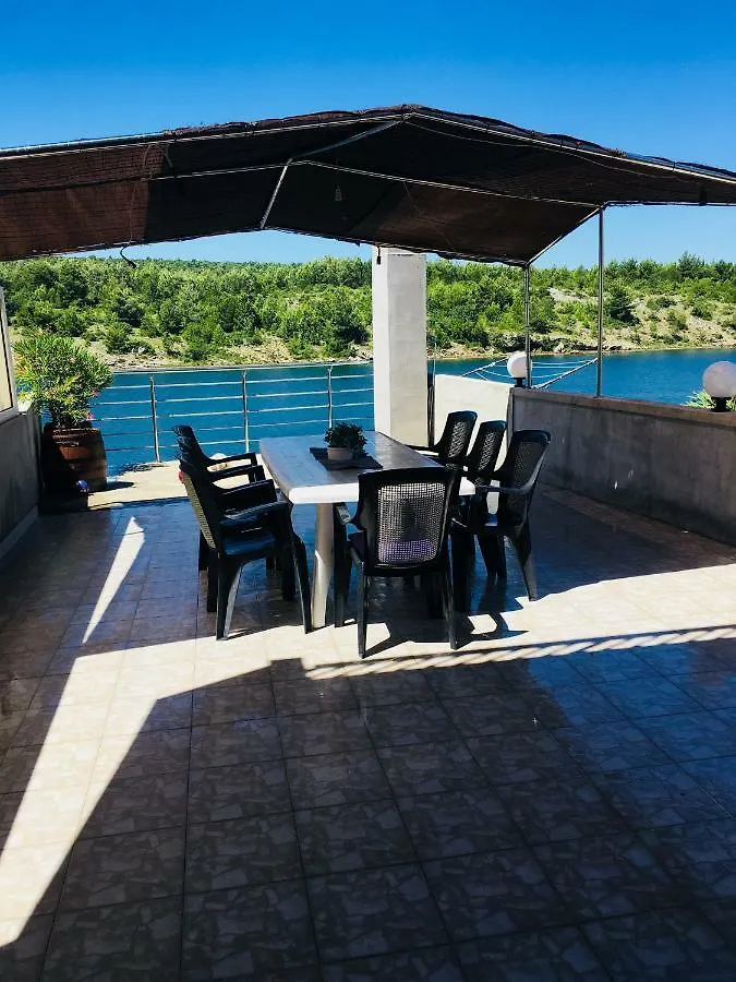 Dama Apartment Obrovac